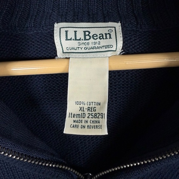 VINTAGE L.L. Bean Men’s Knit Quarter Zip Sweater in Navy Blue Size XL - Picture 5 of 10